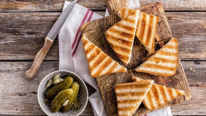 Sucuklu Kaşarlıyı Tahtından Edecek Tost Tariflerim!