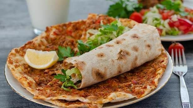 Ev yapımı lahmacun tarifi