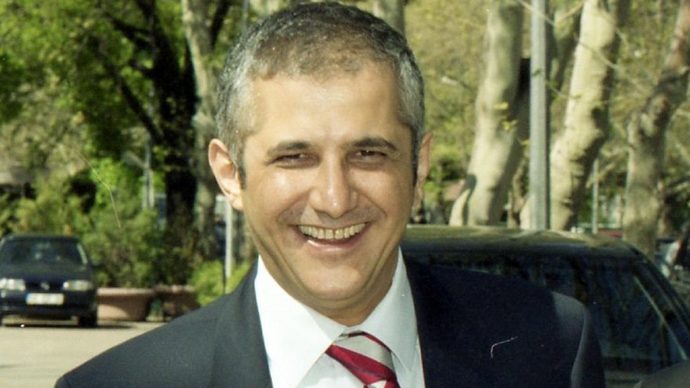 Bir Televizyon Kanalından Daha Fazlası: Yayın Hayatına Geri Dönmeye Hazırlanan Flash TVnin Hayatımıza Kattıkları