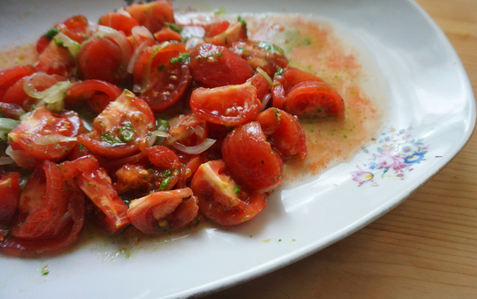 domates salatası