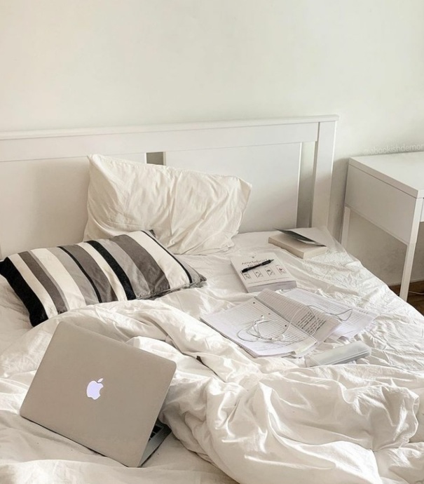 İngilizcenizi Geliştirmenizi Sağlayacak 10 Tavsiye ✍💭👩‍💻