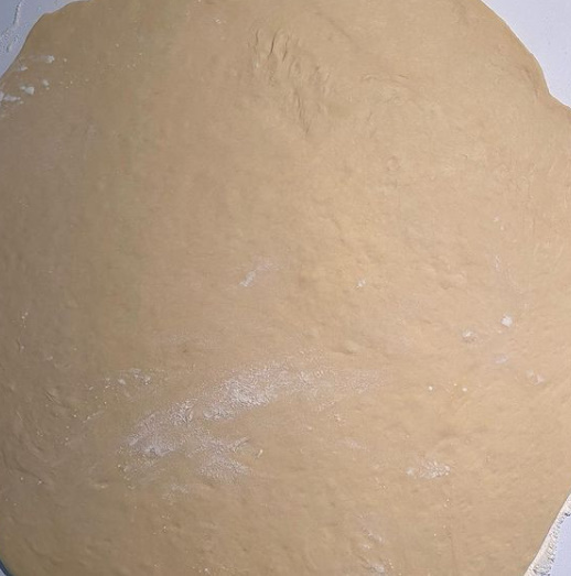 Kahvaltı Sofralarınıza Çok Yakışacak Bir Lezzet: Sarımsaklı Kaşarlı Ekmek
