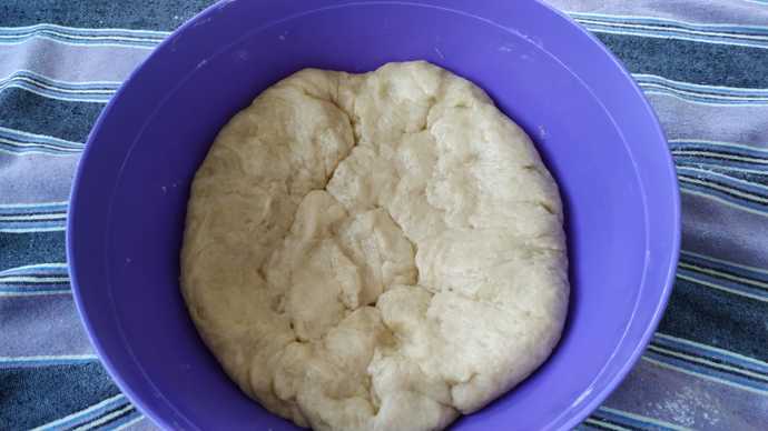 İddia Ediyorum Daha Önce Bu Kadar Yumuşak Ve Güzel Bir Poğaça Yemediniz! Peynirli Pastane Poğaçası Tarifi