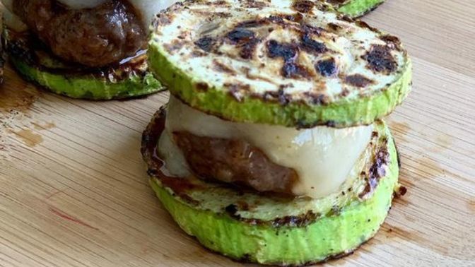 Sağlıklı Tariflerde Bugün: Fit Mini Kabak Burger Tarifi