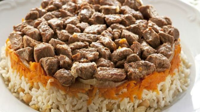 Bayram Sofranızı Şenlendirecek Harika Lezzet: Havuçlu ve Etli Pilav 