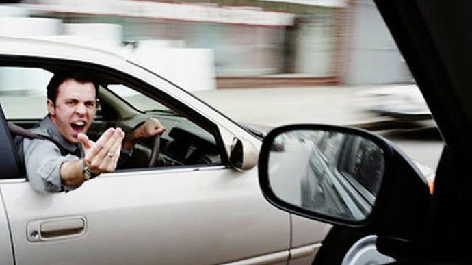 Her Türkün Trafikte Karşılaştığı Eylemler!