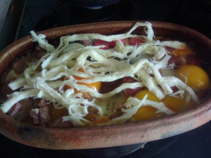 Bayramda Pikniğe Gidemeyenlere Kiremitte Karışık