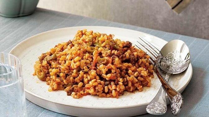Etin Yancısı, Tane Tane Bulgur Pilavı Tarifi!