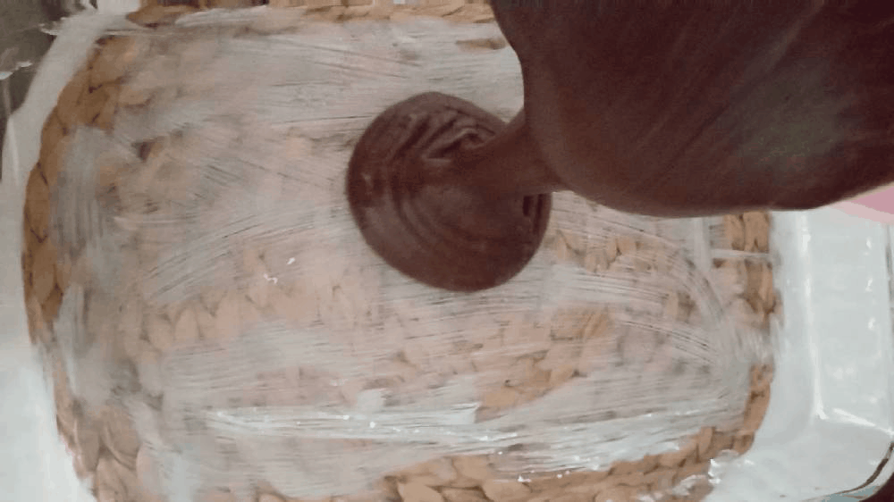 Altın Günlerinin Vazgeçilmezi: Nefis Ağlayan Kek Tarifi!