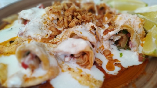 Mersin'in Meşhur Lezzetti: Yoğurtlu Tavuk Tantuni