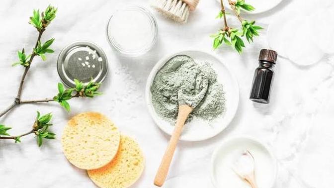 Ev Yapımı Yüz Bakımı! Doğal Malzemelerle Kolayca Yüzünüze Bakım Yapın!