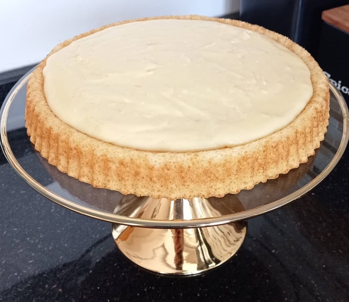 Görüntüsüyle Gözleri, Lezzetiyle Ağızları Tatlandıran Lezzet: Çilekli Tart Kek🍓🥧