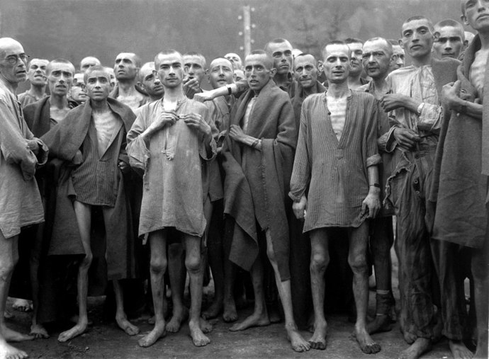 Bir Ressam, Asker, Ajan, Politikacı, Aşık, Sanatçı: Hitler ve II. Dünya Savaşı Üzerine!
