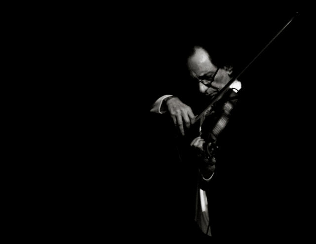 Kemanı Ağlatan Adam (Farid Farjad)