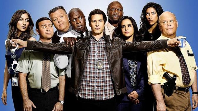 Kapanma Günlerinde Sizi Ekrana Kitleyecek 5 Sitcom Dizi!