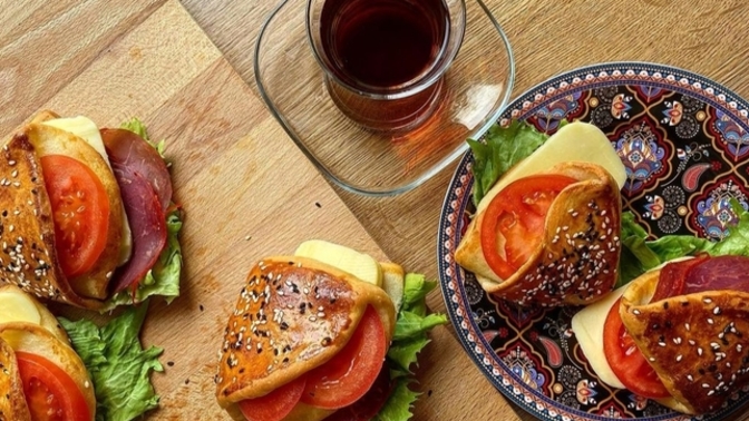 Bir Poğaçadan Daha Fazlası: Cepli Poğaça Tarifi 🥪