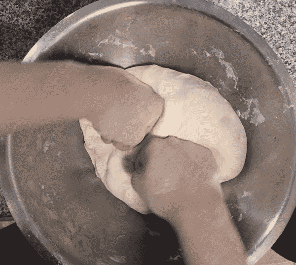 Sipariş Vermeye Son: Tavada Lahmacun Tarifi!