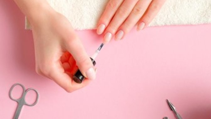 Ojeden Sararan Tırnaklara Son! En İyi Çözümleri Açıklıyorum 💅