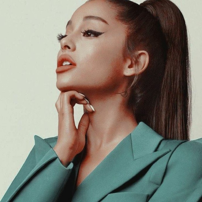 Ariana Grande Ve Değişen Eyeliner Evrimi