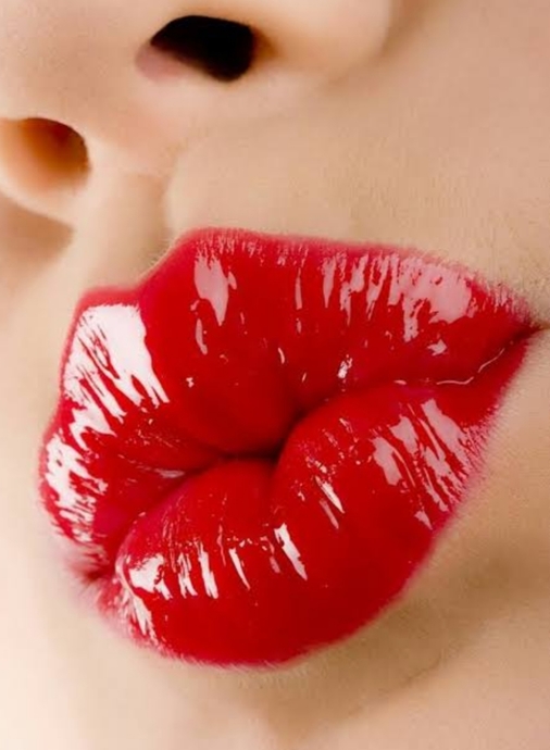 Tepeden Tırnağa Seksi Görünmenizi Sağlayacak Güzellik Ve Bakım Önerileri!