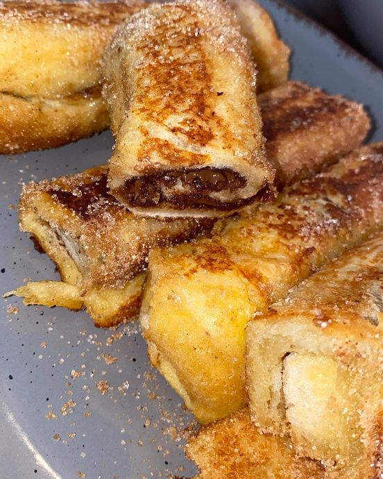 Pratik Bir o Kadar Lezzetli Nutellalı Rulo Tatlı