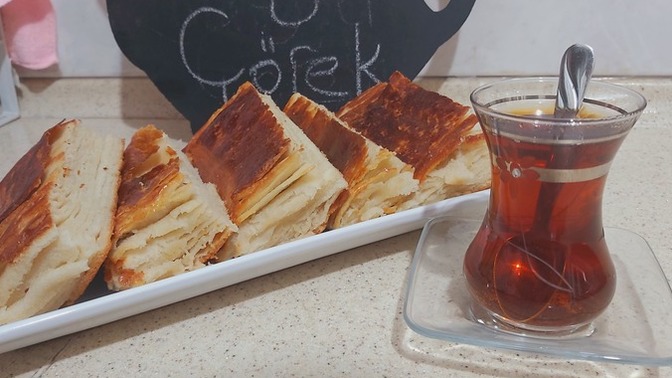 Yöresel Börek Deyince Akla Gelen İlk Lezzet: Dillere Destan Kete Tarifi!
