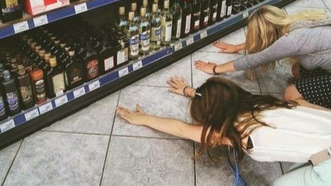Alışveriş & Hediye Bağımlılarının Yüzünden Okunan Tepkiler!