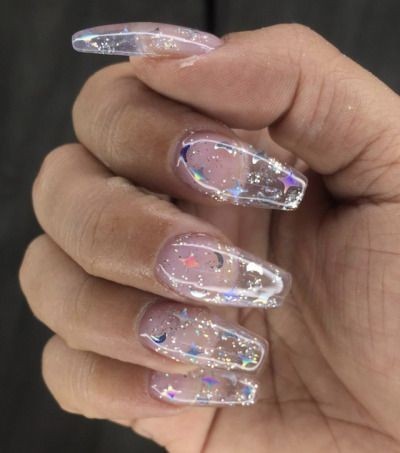 Kızlar Toplanın! Yaz İçin İçinizi Açacak Cıvıl Cıvıl Oje Önerilerim Var 💅