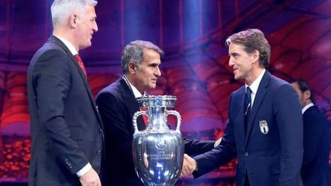 Euro 2020'de Karizması İle Güven Veren 7 Menajer!