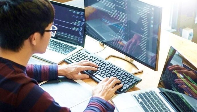 Yazılımcı Olmak İçin Okunabilecek Bölümler 💻