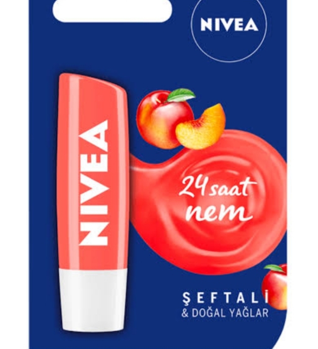 Nivea Dudak Nemlendiricileri İle Bal Tadında Dudaklara Sahip Olmaya Bir Adım Daha Yaklaş!