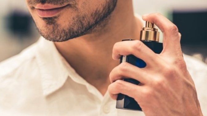 Bu Kokulara Bayılacaksınız! Tavsiye Niteliğinde Birbirinden Güzel 7 Erkek Parfümü