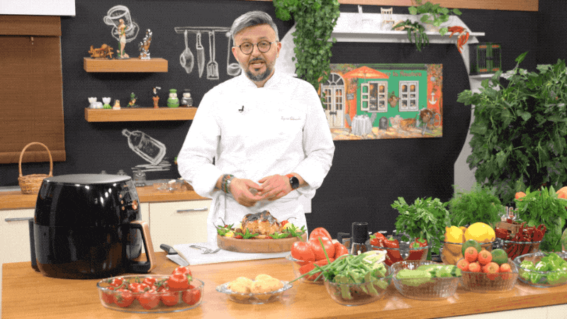 Executive Chef Ayvaz Akbacak’tan Sağlıklı Beslenme İpuçları ve Pekmezli Tavuk Tarifi