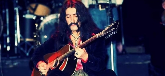 Anadolu Rock ve Türk Rock Rüzgarı Estiren Gelmiş Geçmiş En İyi Vokalist Ve Gruplar!