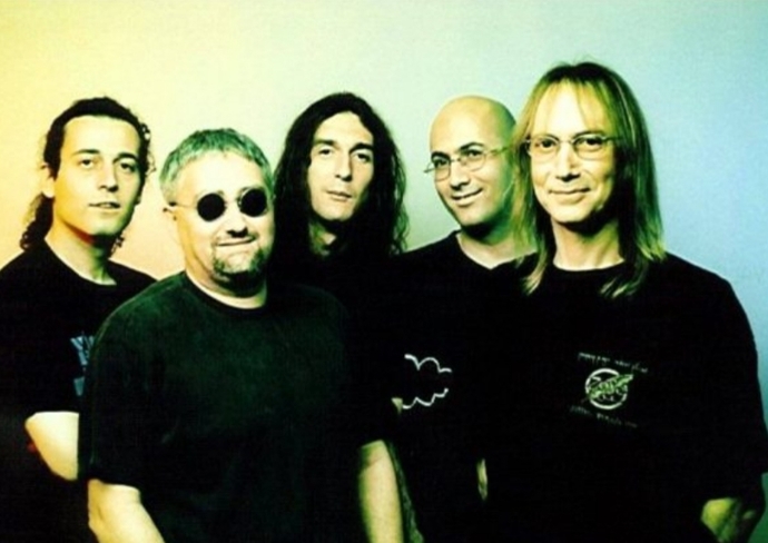 Anadolu Rock ve Türk Rock Rüzgarı Estiren Gelmiş Geçmiş En İyi Vokalist Ve Gruplar!