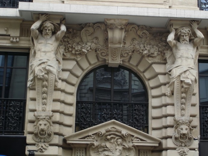 Atlantes (Atlasın çoğulu), Pariste 116 rue Réaumurda