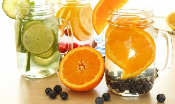 Muhteşem Ve Leziz Detok Suyu Tarifleri İle Yazı Fit Geçirin!