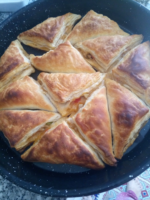 Farklı Bir Tarif İsteyenlere: Mantarlı Börek 🍄