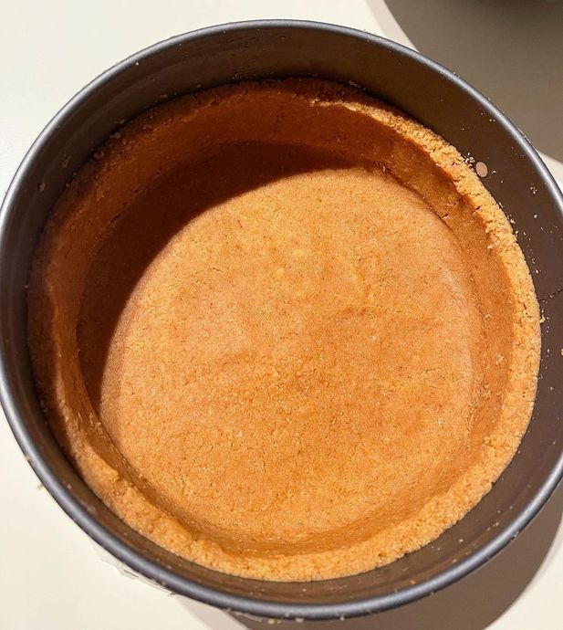 Yedikçe Yediren, Pratik Çikolatalı Ve Muzlu Tart Tarifi