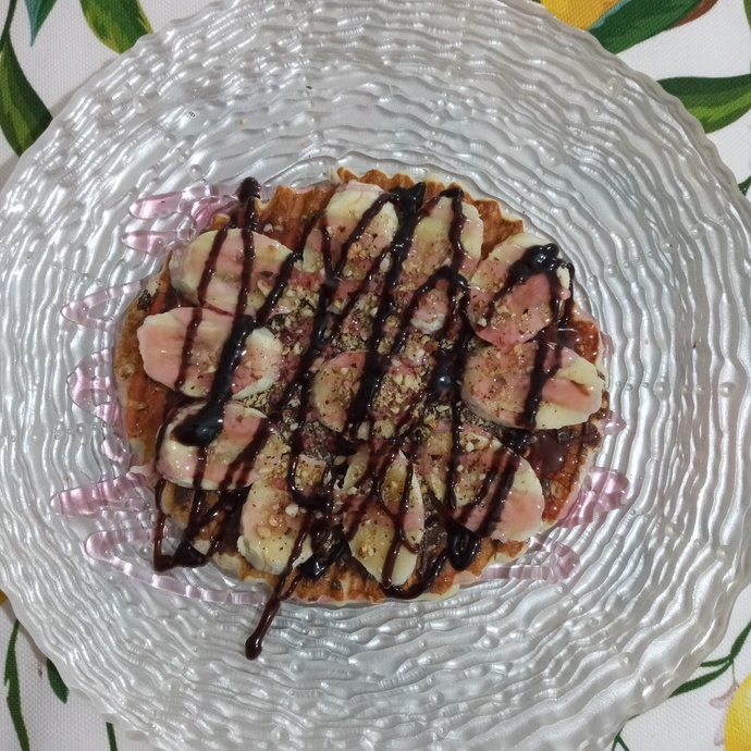 Waffle Makinem Yok Diyenlere: Tost Makinesinde Waffle Tarifi!