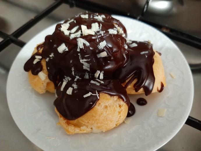 Bir Fransız Klasiği: Tam Kıvamında Profiterol!