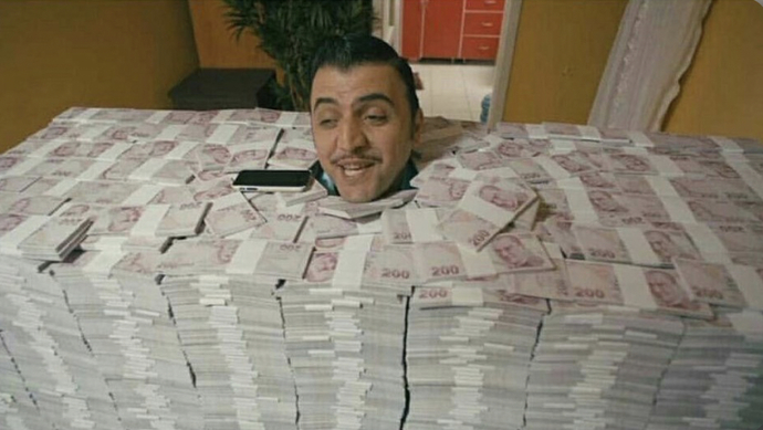 Erkeklerin Kızlarda Zaaf Yarattığını Zannettiği Fakat Kızların Umrunda Olmayan 17 Madde