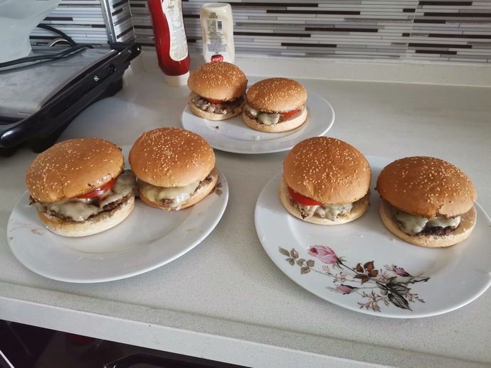 Yapmazsam Olmaz! En Güzel Hamburger Köftesi Tarifi!