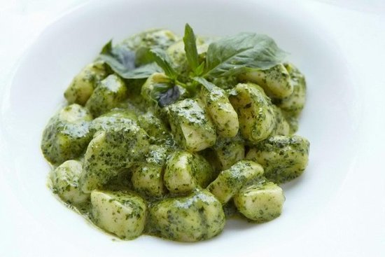 İtalyan Lezzeti Ayağınıza Geldi! Evde Rahatça Yapabileceğiniz Gnocchi Al Pesto Tarifim!