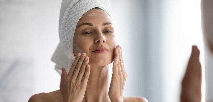 Yeni Bir Maske Deniyorum; Avakado ve Maydonoz İçerikli Maske!