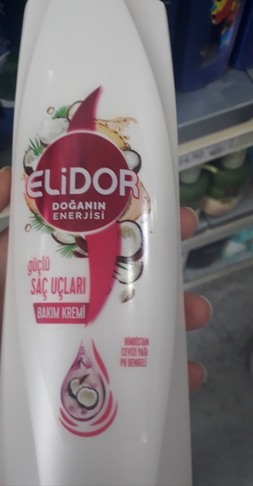Saçlarına Hayat Ver! Saç Şampuanı Ve Saç Bakım Kremi Önerileri Burada