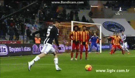 Bukre Sordu Kızçeler Cevap Verdi: Kızların Gözünden Futbol Terimleri Anlamları!