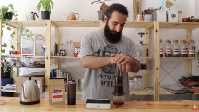 1 Dakikada Kahve Nasıl Demlenir?