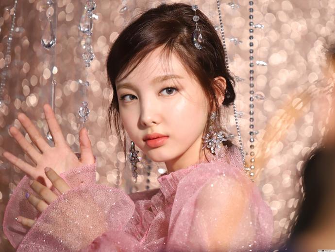 Twice Nayeon