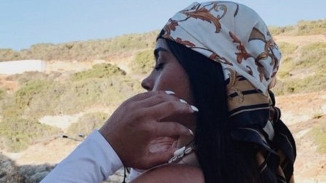 Yazın Heyecanını Ahenkle Dans Eden Saçlarına Bakım Yaparak Yaşamak İsteyenler Buraya! Elidor 7'si 1 Arada Saç Güzelleştirici Krem'i Deniyorum!